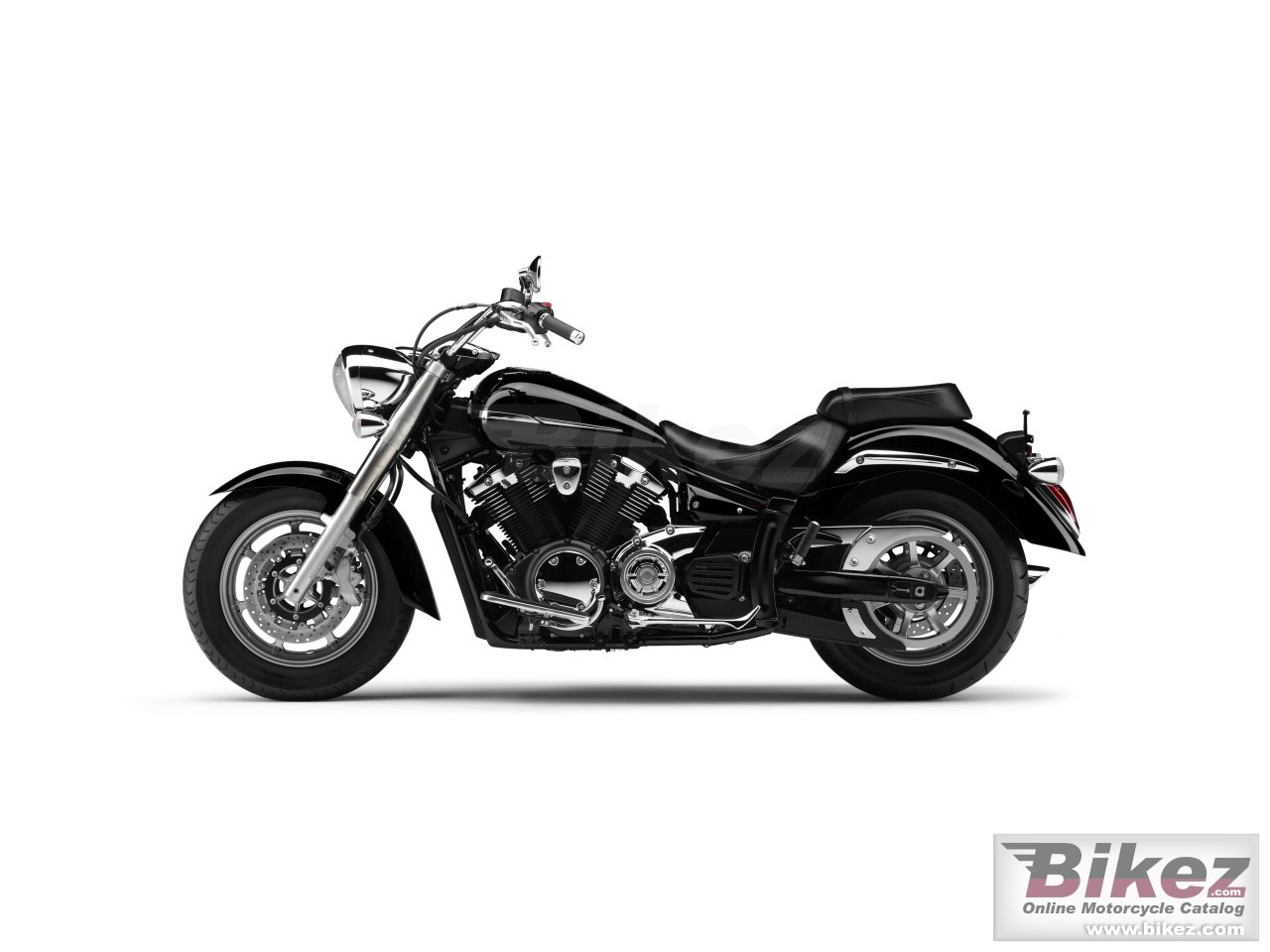 Big Yamaha xvs1300a midnight star picture and wallpaper from Bikez.com